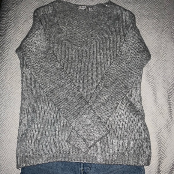 Twik - Knit Oversized Sweater - Picture 7 of 8